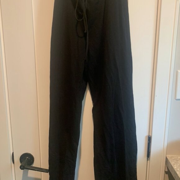 Aritzia TNA Chill "Casual" pant (size M) - Picture 2 of 4